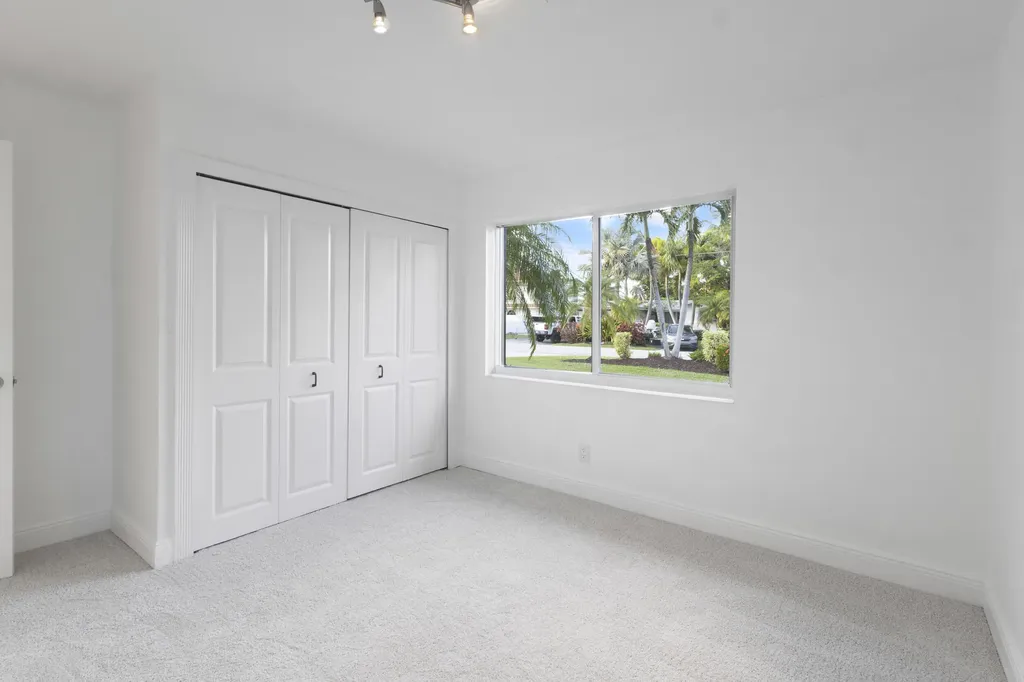 2940 NE 18th Street Pompano Beach FL 33062