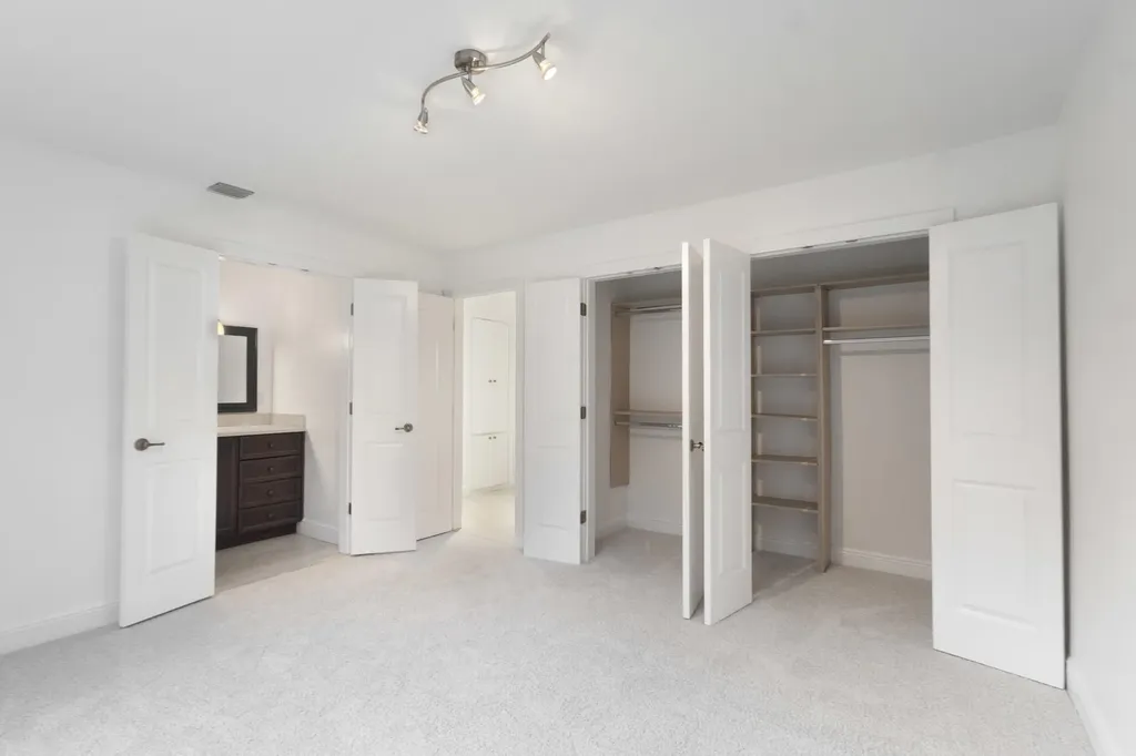 2940 NE 18th Street Pompano Beach FL 33062
