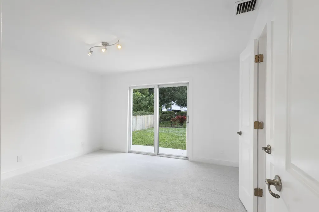 2940 NE 18th Street Pompano Beach FL 33062