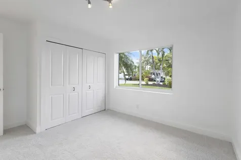 2940 NE 18th Street Pompano Beach FL 33062