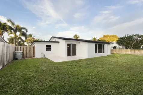2940 NE 18th Street Pompano Beach FL 33062