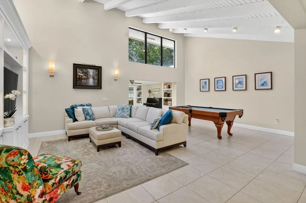 8208 Casa Del Lago Boca Raton FL 33433