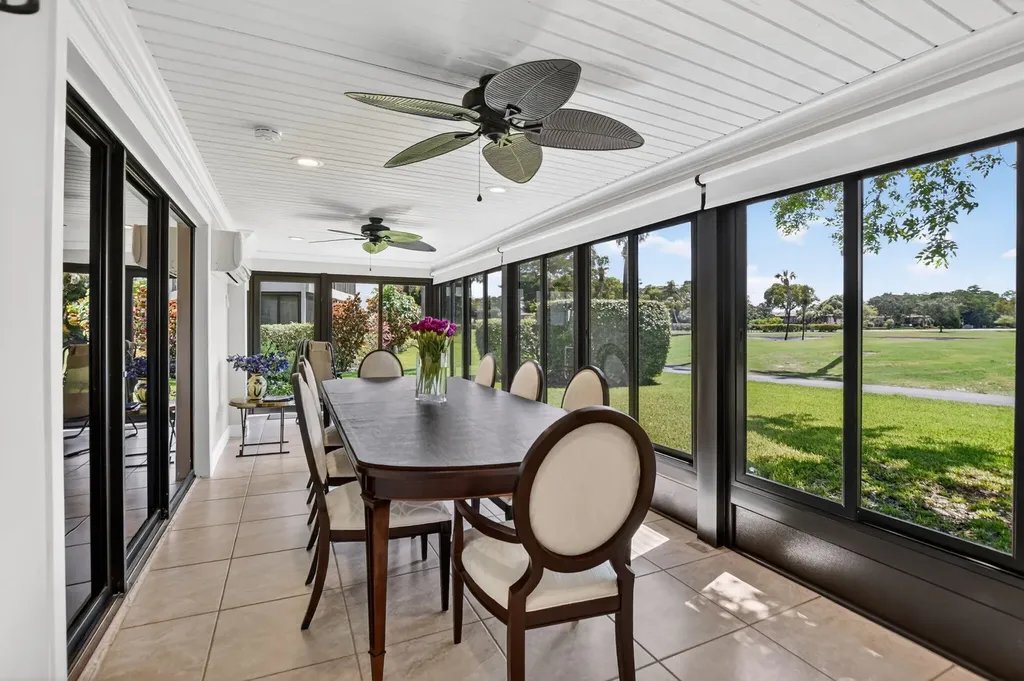 8208 Casa Del Lago Boca Raton FL 33433