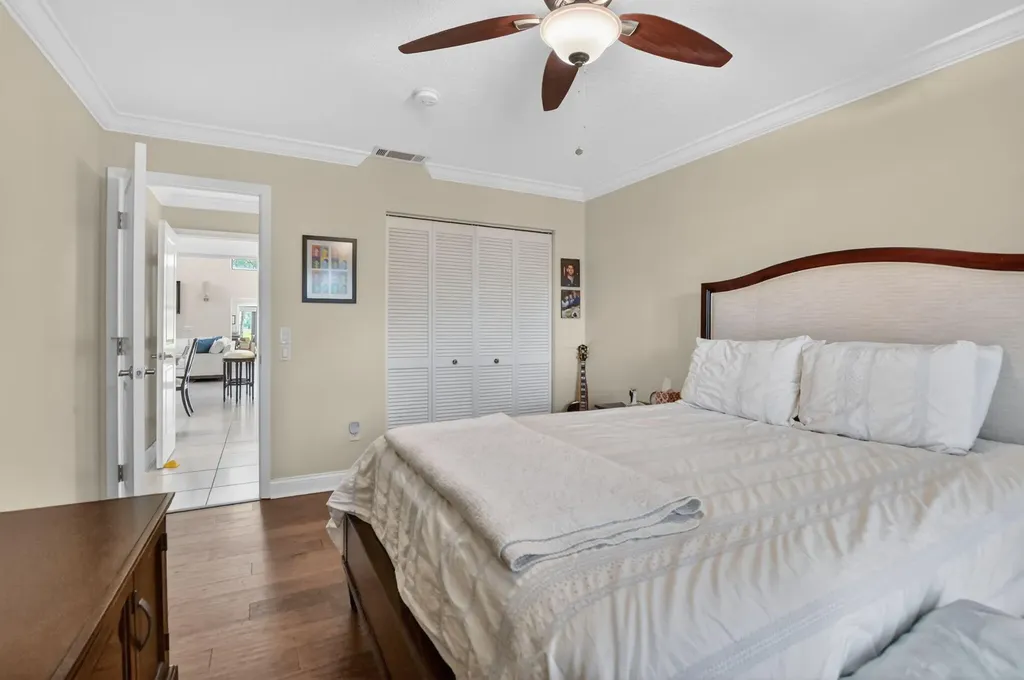 8208 Casa Del Lago Boca Raton FL 33433