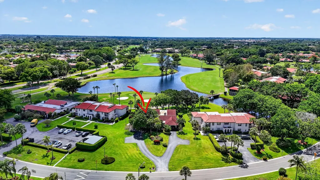 8208 Casa Del Lago Boca Raton FL 33433