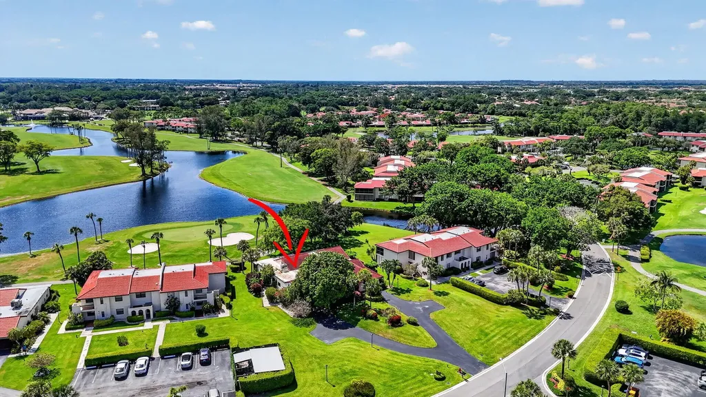 8208 Casa Del Lago Boca Raton FL 33433