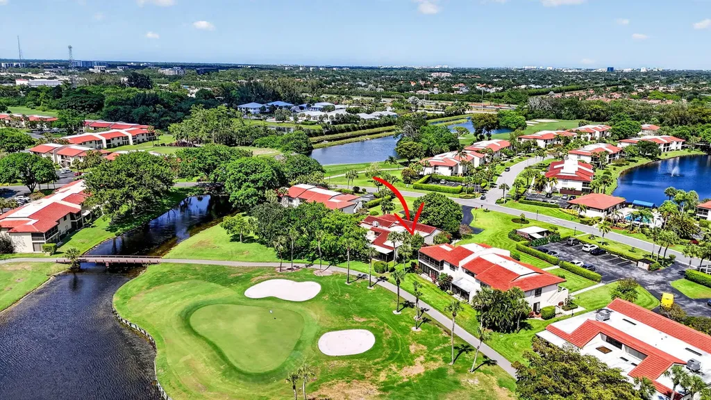 8208 Casa Del Lago Boca Raton FL 33433