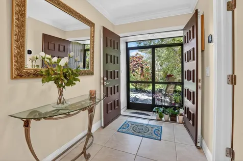 8208 Casa Del Lago Boca Raton FL 33433