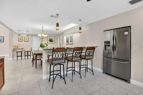 8208 Casa Del Lago Boca Raton FL 33433