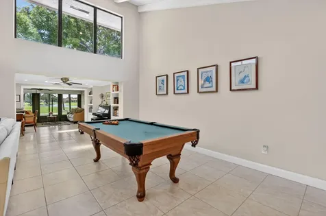 8208 Casa Del Lago Boca Raton FL 33433