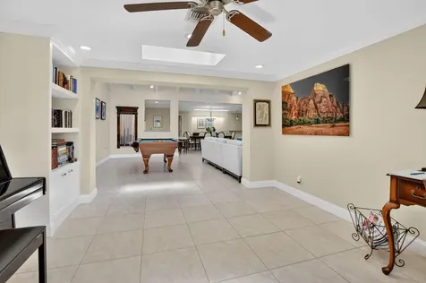 8208 Casa Del Lago Boca Raton FL 33433
