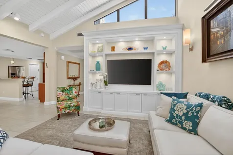 8208 Casa Del Lago Boca Raton FL 33433
