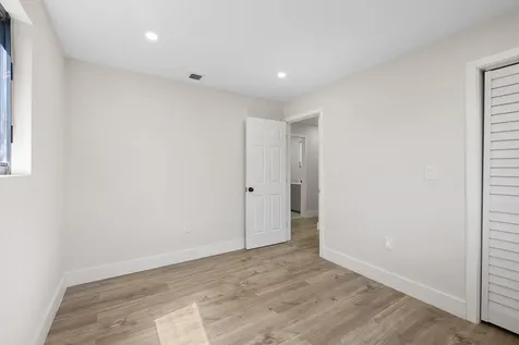 1522 NW 41st Street Miami FL 33142