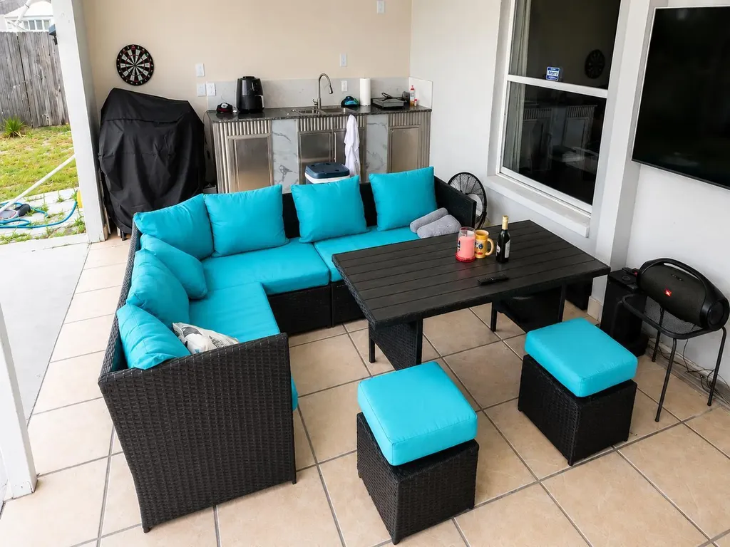 2068 SE Triumph Road Port St Lucie FL 34952