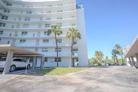 2731 NE 14th Street Pompano Beach FL 33062