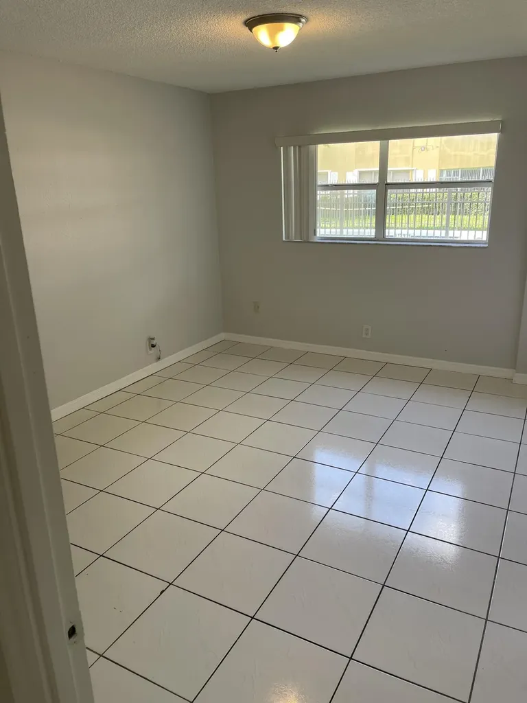 440 SE 2nd Avenue Deerfield Beach FL 33441