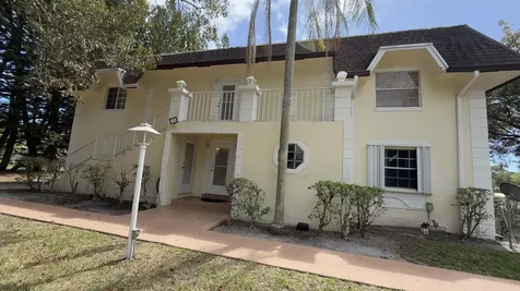 702 SE 2nd Avenue SE Deerfield Beach FL 33441