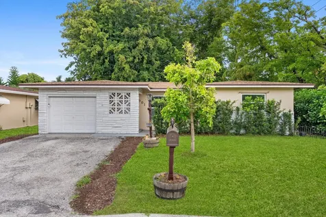 901 NW 49th Street Deerfield Beach FL 33064