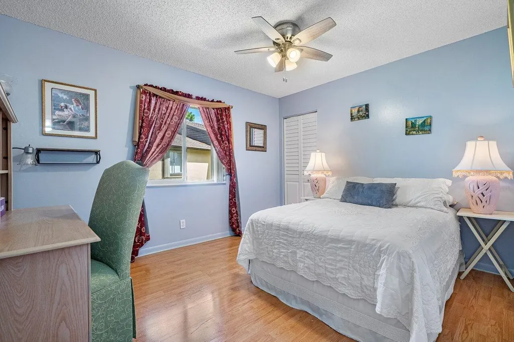407 Pine Glen Lane Greenacres FL 33463