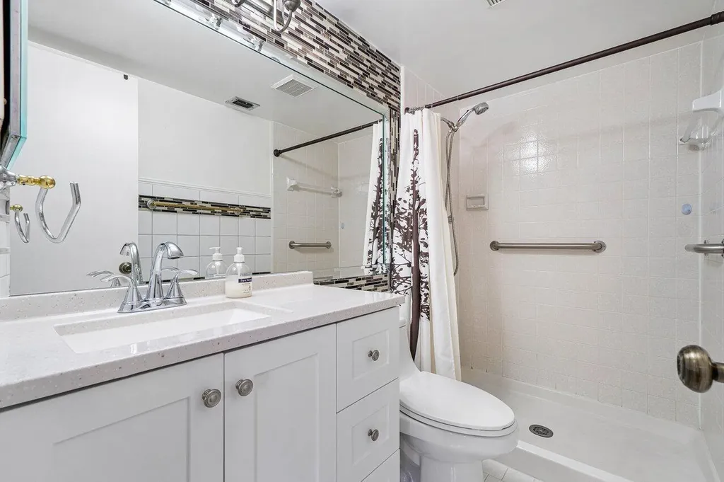 407 Pine Glen Lane Greenacres FL 33463