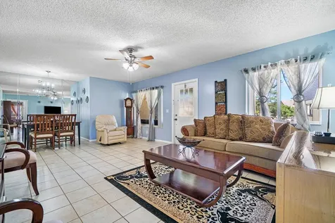 407 Pine Glen Lane Greenacres FL 33463