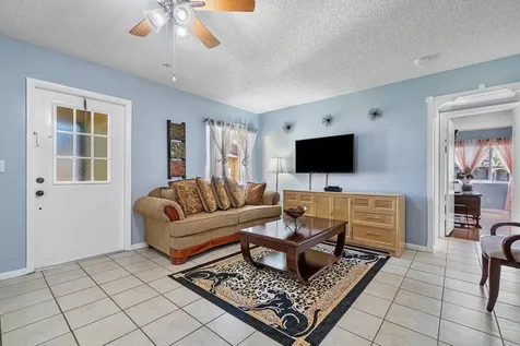 407 Pine Glen Lane Greenacres FL 33463