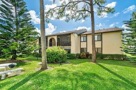 407 Pine Glen Lane Greenacres FL 33463