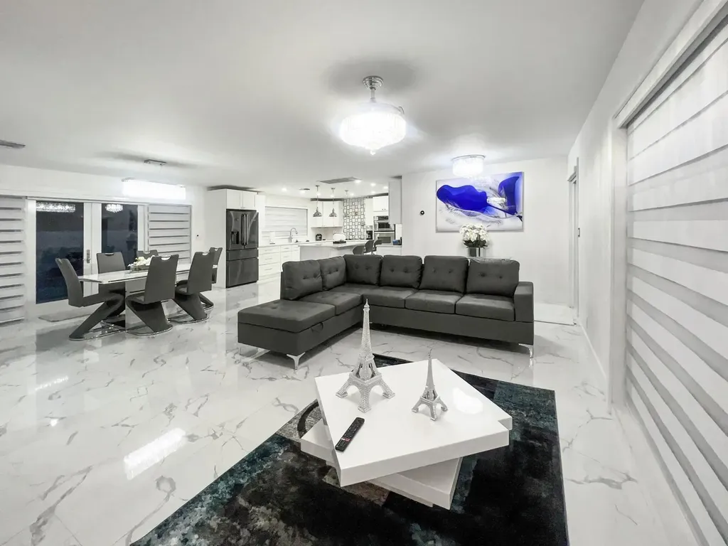 1828 S Meadow Court West Palm Beach FL 33406