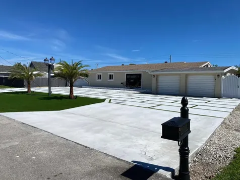 1828 S Meadow Court West Palm Beach FL 33406