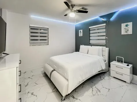 1828 S Meadow Court West Palm Beach FL 33406