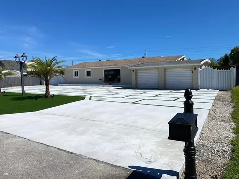 1828 S Meadow Court West Palm Beach FL 33406