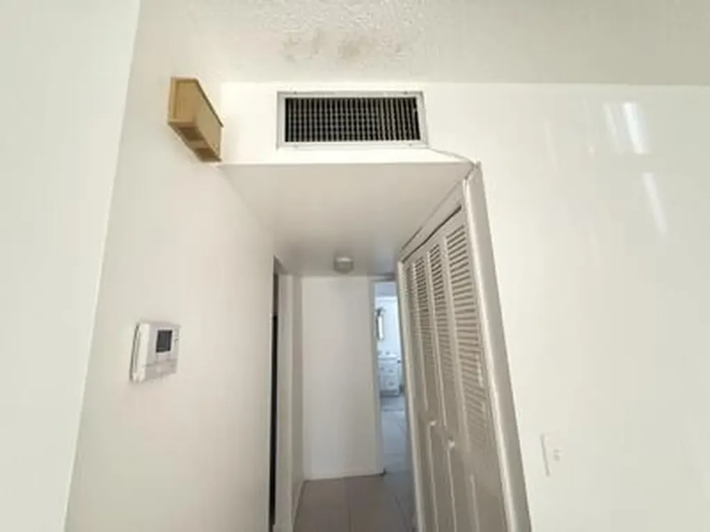 187 Stratford N West Palm Beach FL 33417