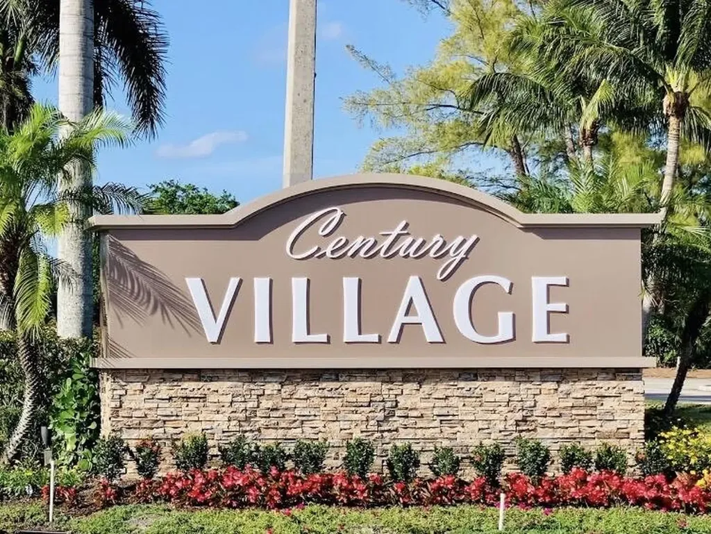 14 Easthampton A West Palm Beach FL 33417