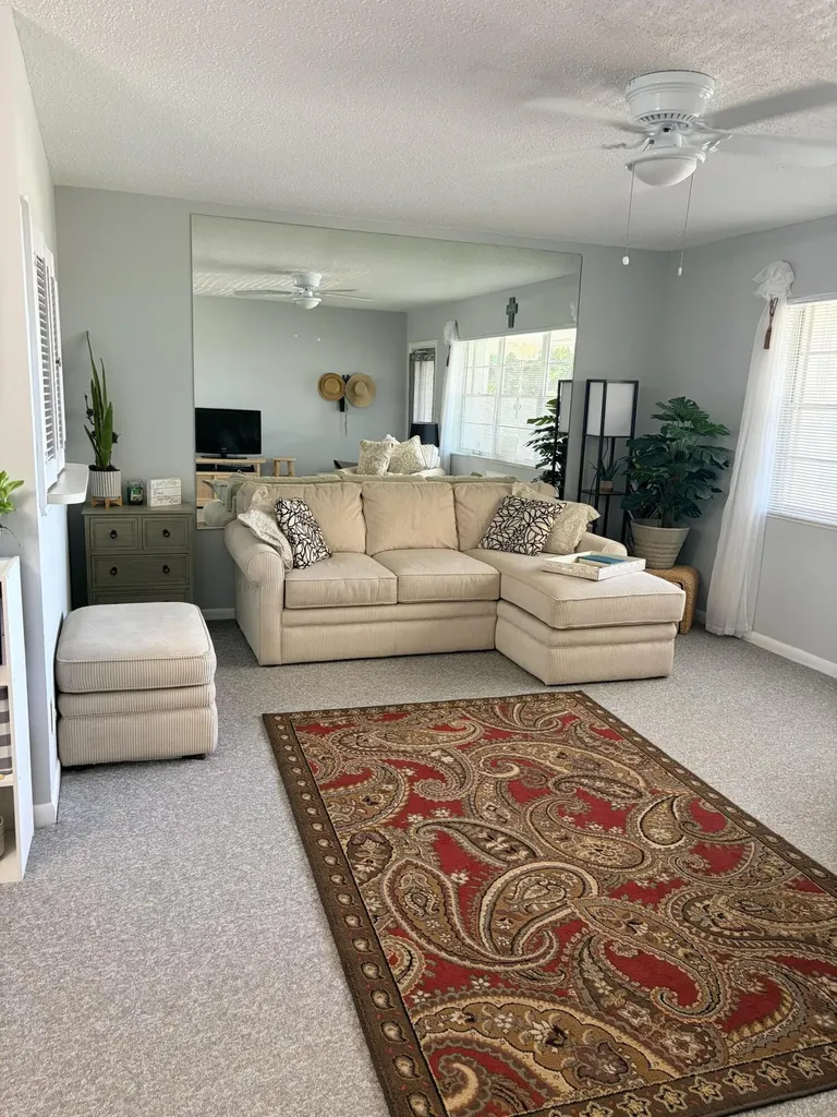 14 Easthampton A West Palm Beach FL 33417