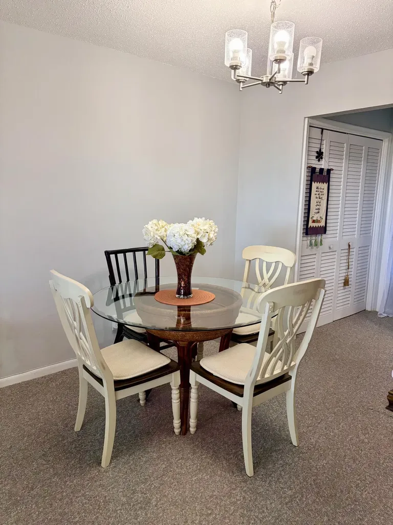 14 Easthampton A West Palm Beach FL 33417