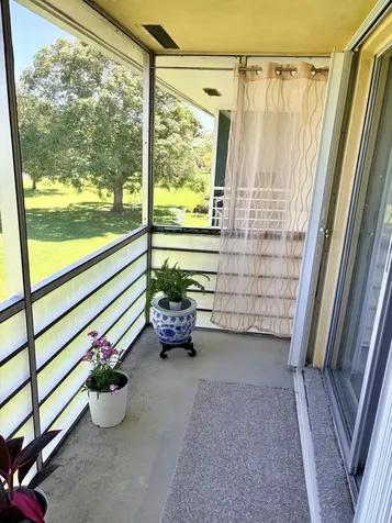 14 Easthampton A West Palm Beach FL 33417