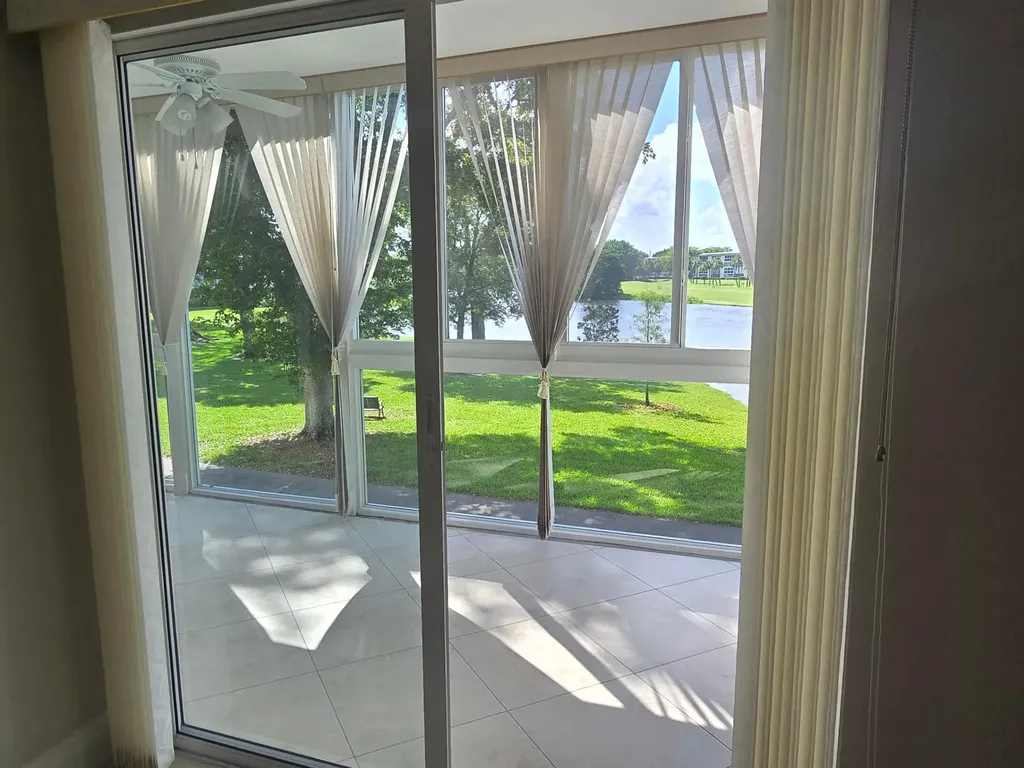 2903 Victoria Circle Coconut Creek FL 33066