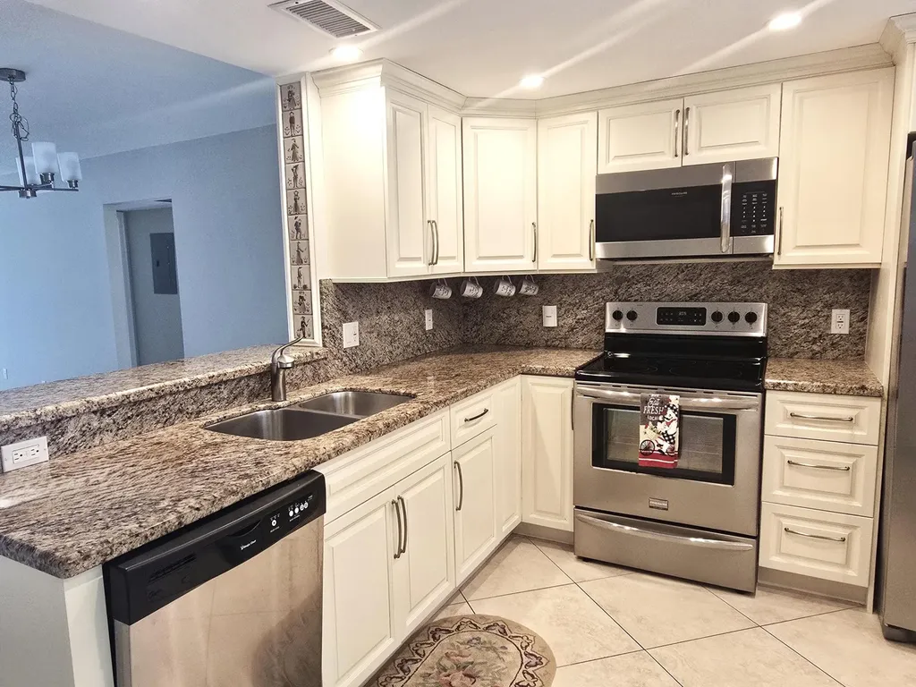 2903 Victoria Circle Coconut Creek FL 33066
