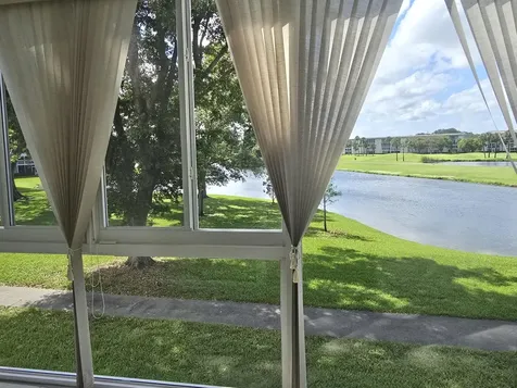 2903 Victoria Circle Coconut Creek FL 33066