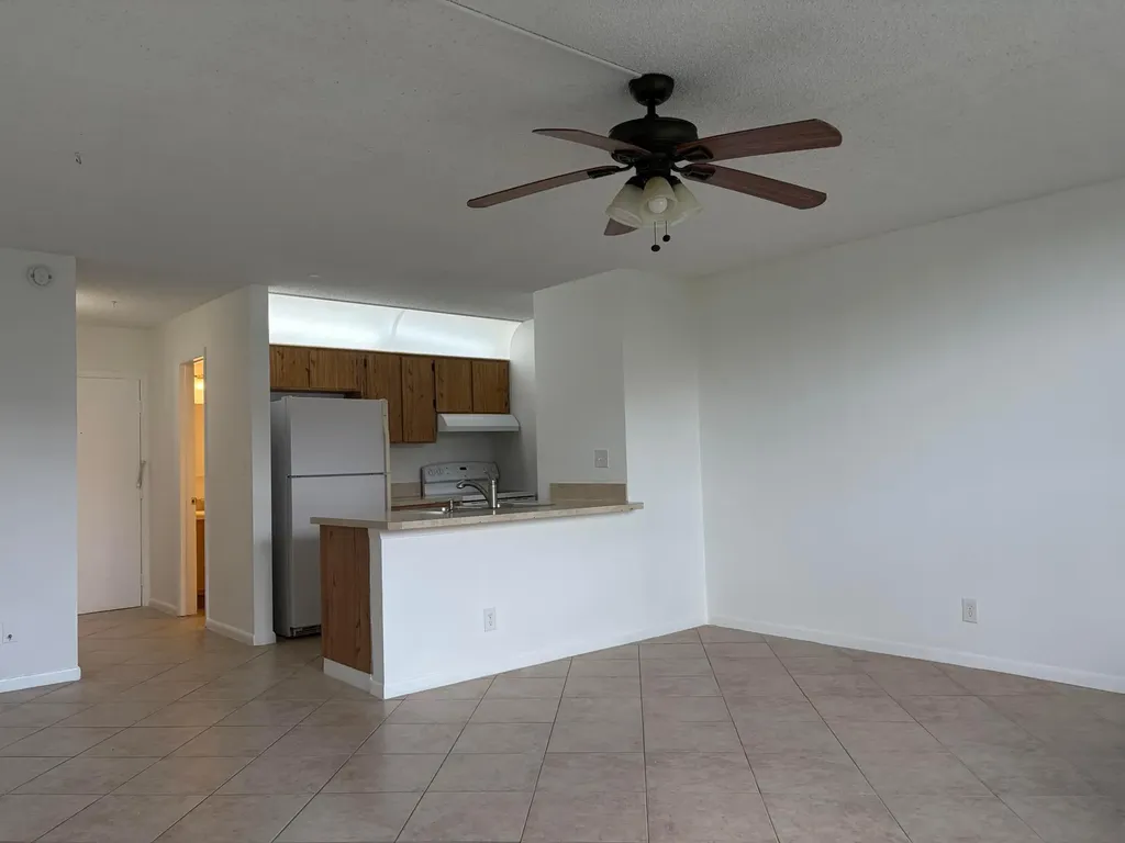 2771 Riverside Drive Coral Springs FL 33065