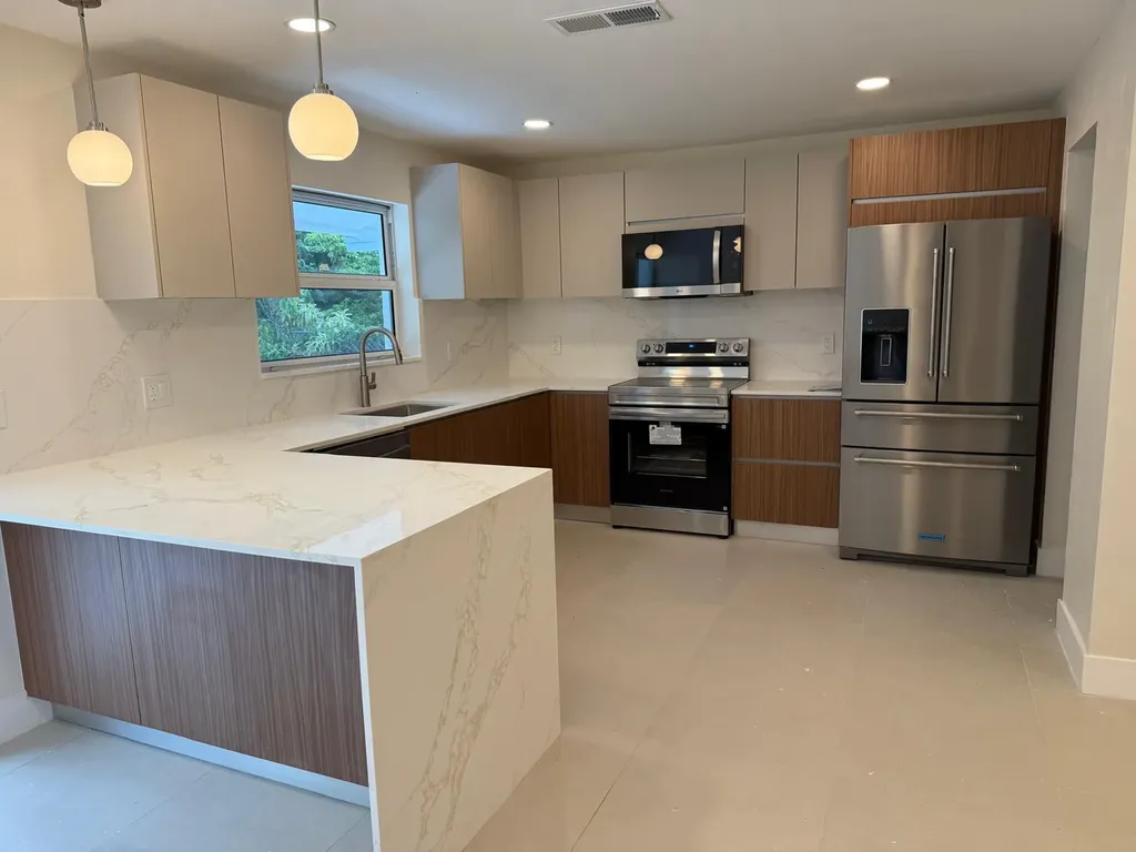 1991 NW 98th Avenue Sunrise FL 33322