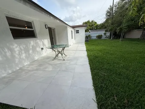 1991 NW 98th Avenue Sunrise FL 33322
