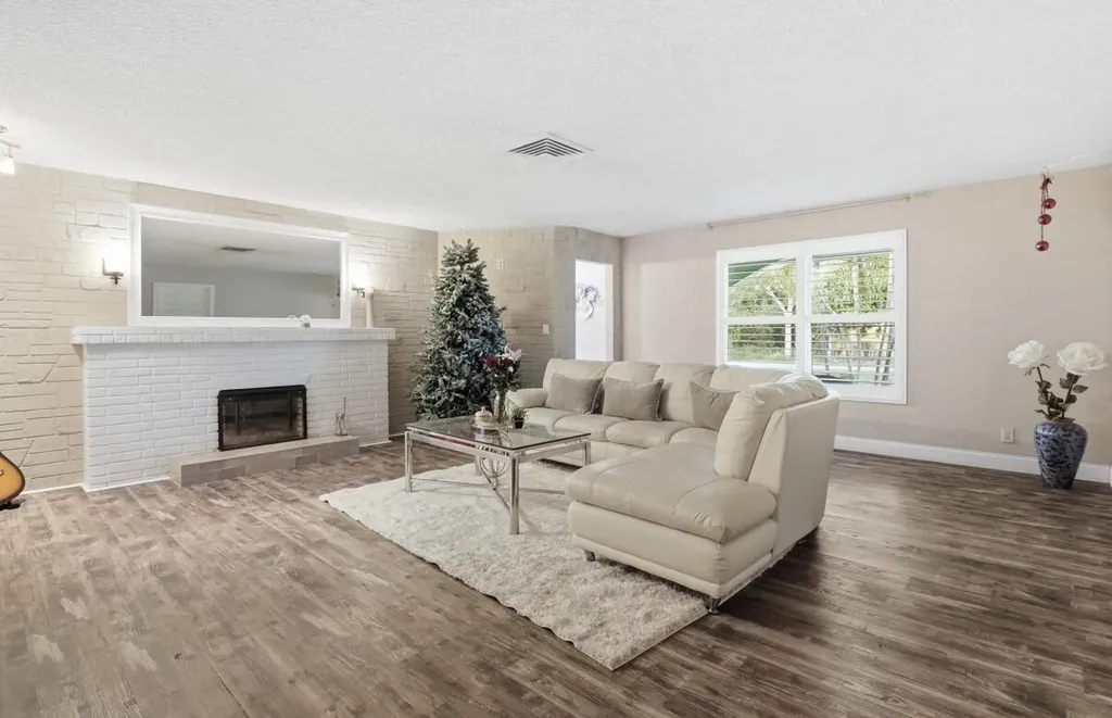 309 Hach Lane West Palm Beach FL 33415