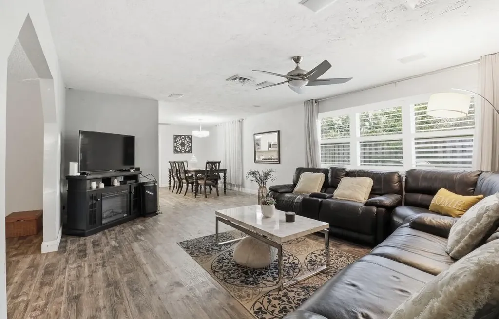 309 Hach Lane West Palm Beach FL 33415