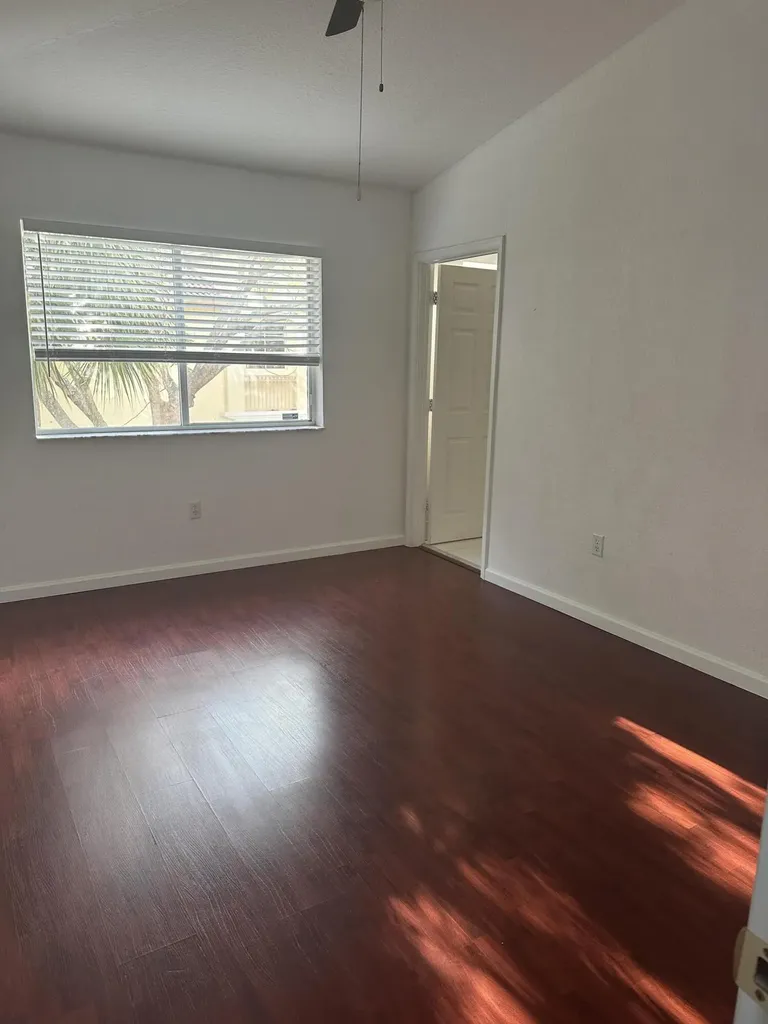 2526 SW 83rd Terrace Miramar FL 33025
