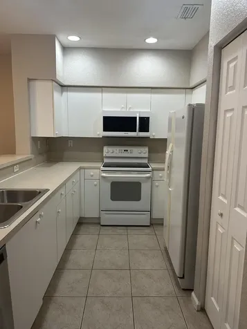 2526 SW 83rd Terrace Miramar FL 33025