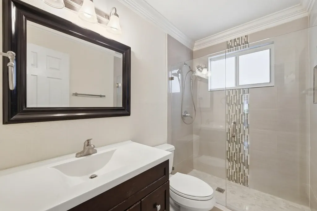 2685 SE 6th Street Pompano Beach FL 33062