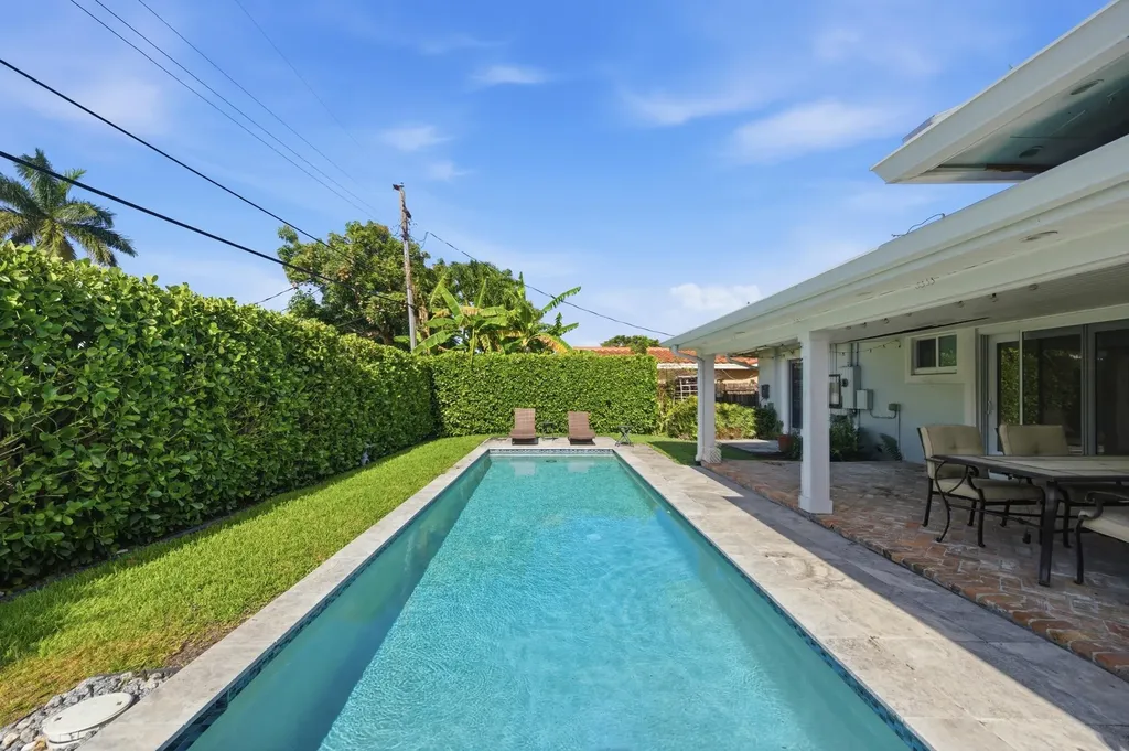 2685 SE 6th Street Pompano Beach FL 33062