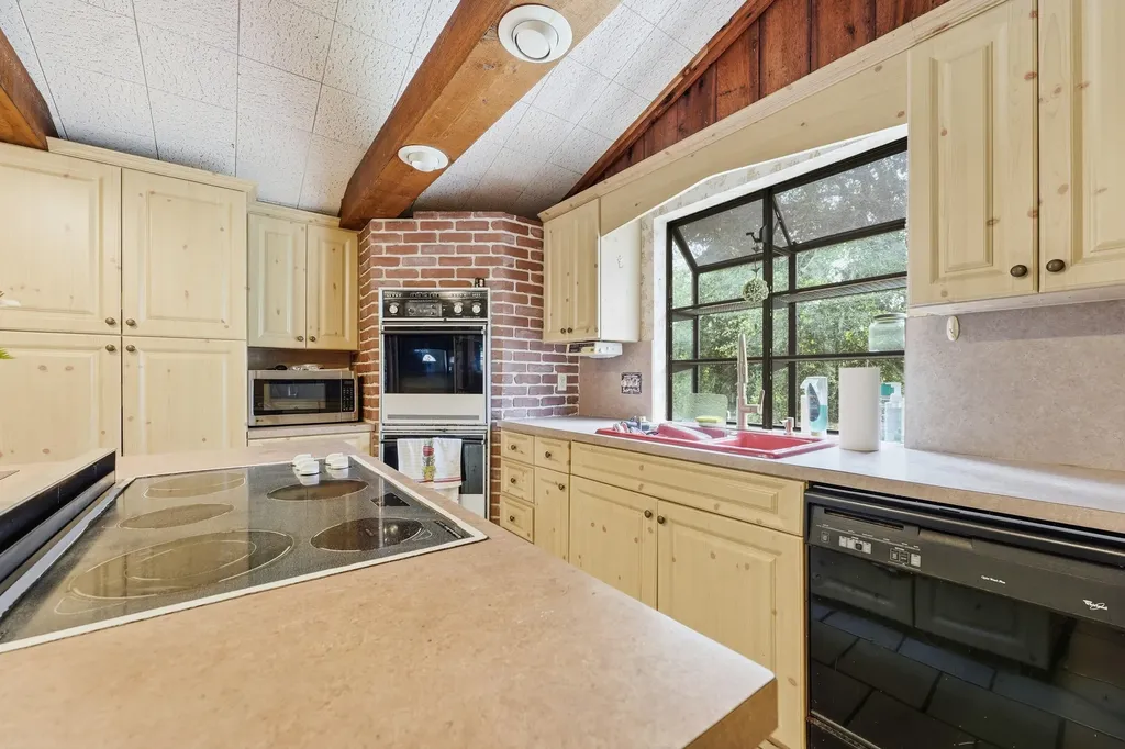 7689 Lawrence Road Boynton Beach FL 33436