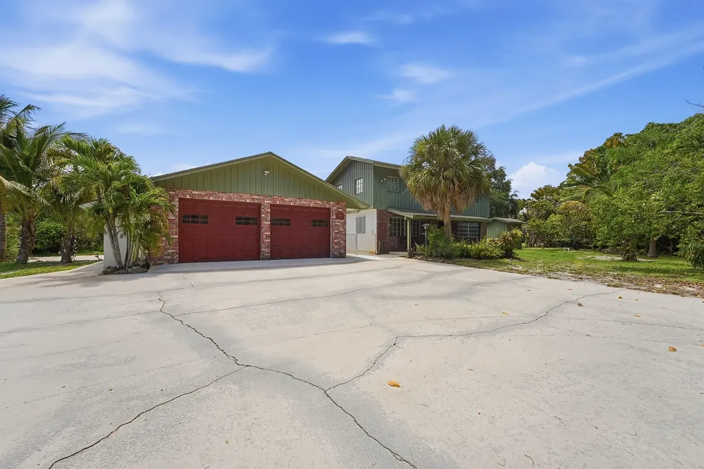 7689 Lawrence Road Boynton Beach FL 33436